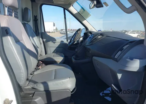 2017 Ford Transit-250 z USA, uszkodzony, nr VIN 1FTYR2CM2HKA89279